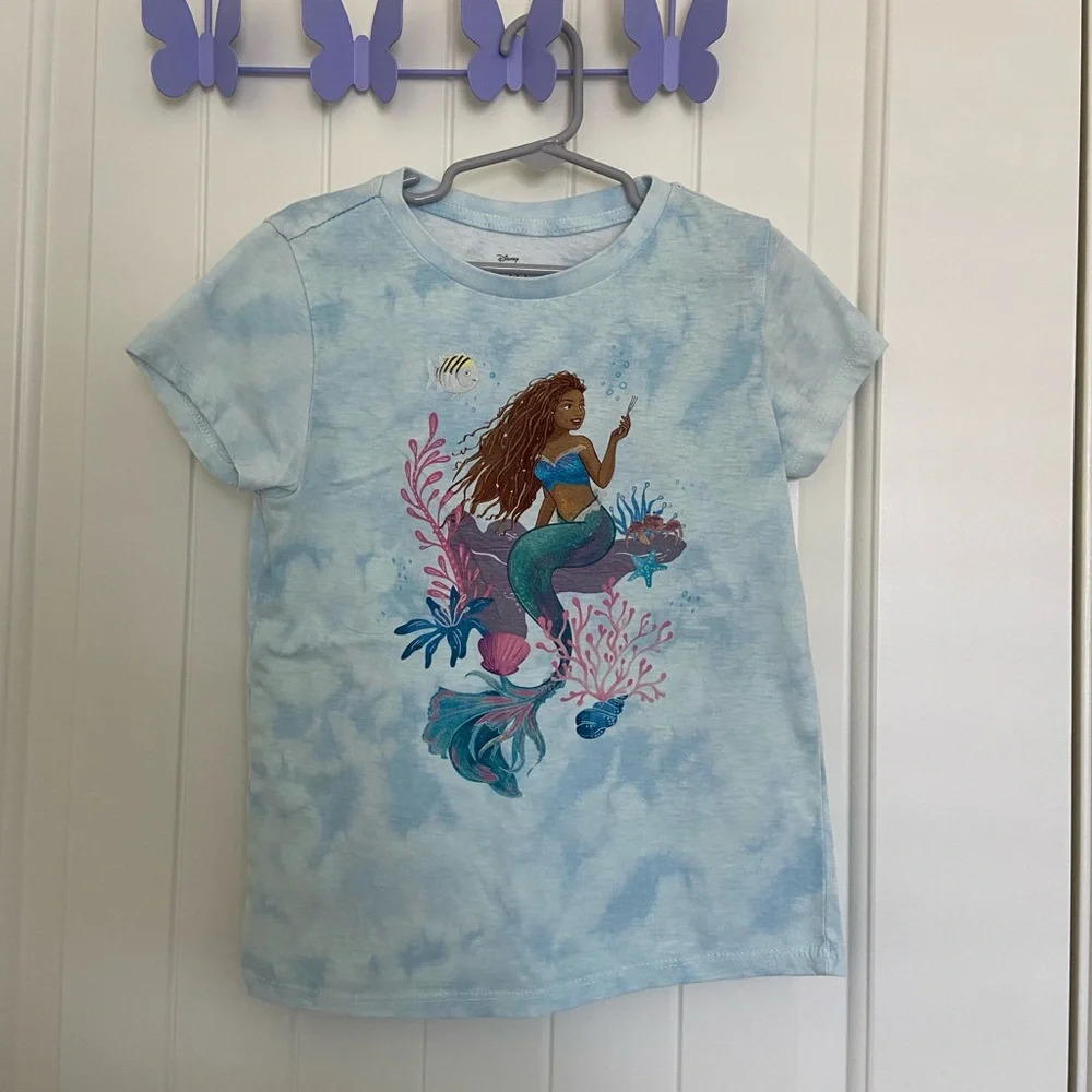 NWOT | Disney girl’s little mermaid tshirt —‎ small